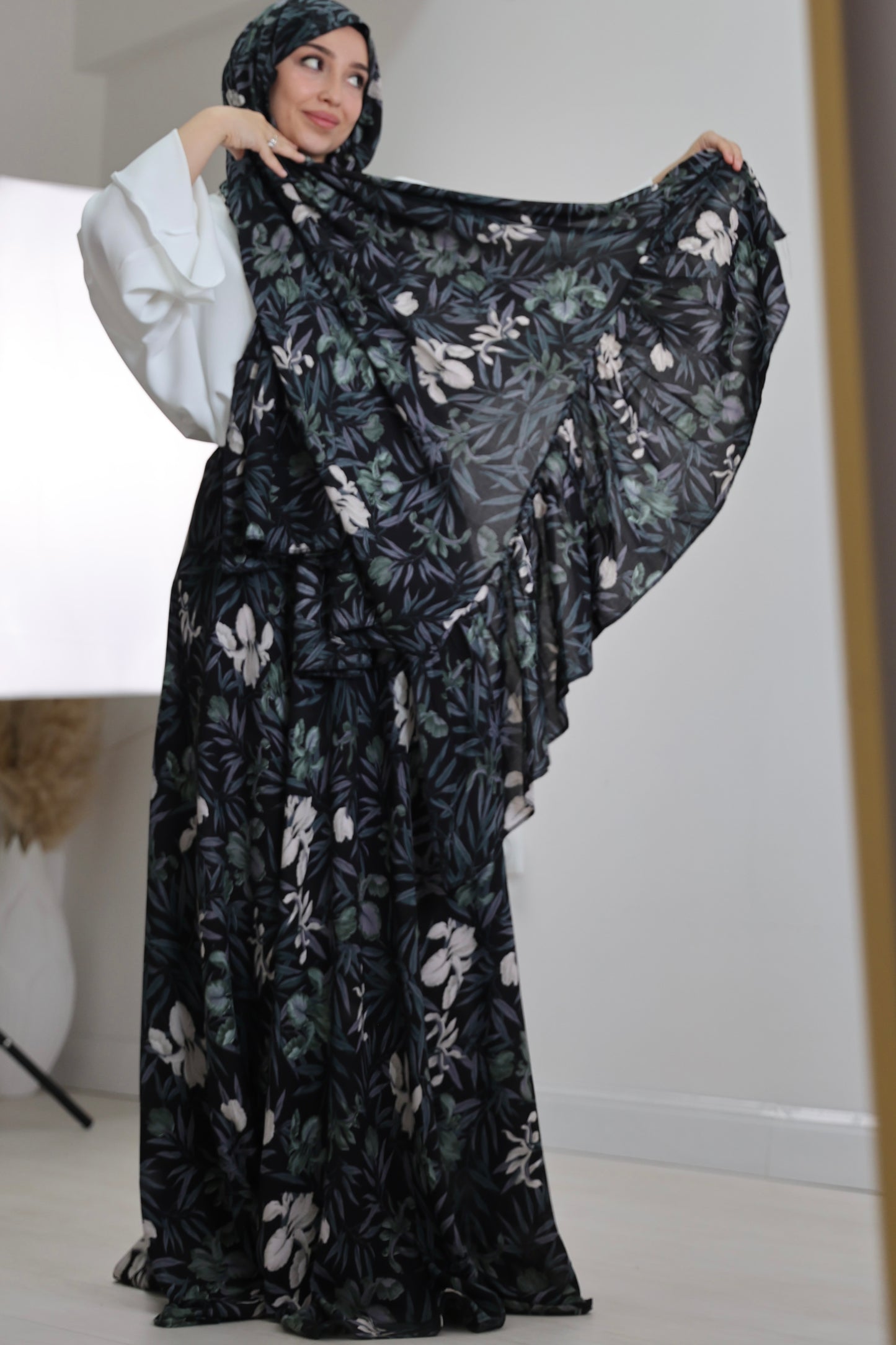 Floralni set od viskoze